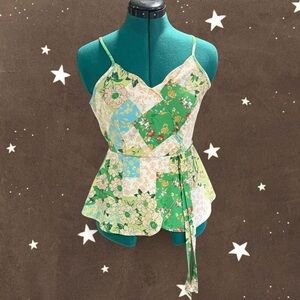 Monteau Green and Beige Floral Top